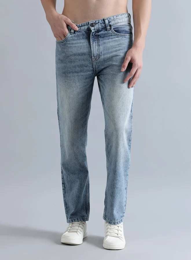 Styli Men Mid Rise Relaxed Fit Faded Jeans By Bene Kleed