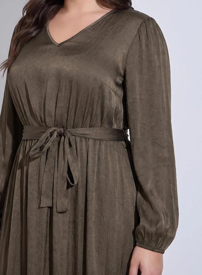 Styli Plus Size Brown Solid Tie-Up Waist Satin A-Line Maxi Dress - Image 3
