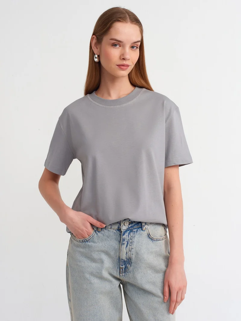 Dilvin 30312 Decorative Stitched Crew Neck Tshirt-Grey