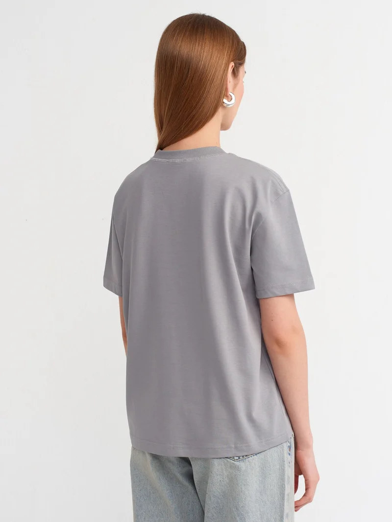 Dilvin 30312 Decorative Stitched Crew Neck Tshirt-Grey