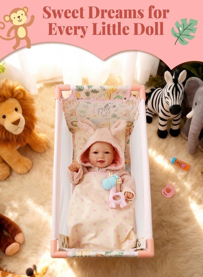 BABESIDE سرير دمى أطفال من بيبي سايد مكون من 7 قطع، مناسب لدمى مقاس 18 بوصة، سرير دمى مع حقيبة تخزين وإكسسوارات فراش، أثاث سرير دمى، إكسسوارات دمى أطفال حديثي الولادة للأطفال من عمر 3 سنوات فما فوق - Image 4