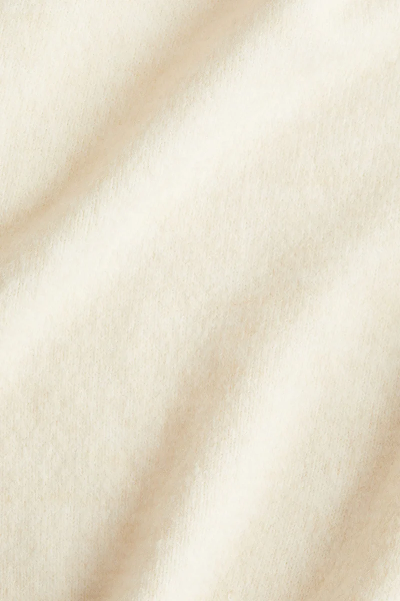 اتش اند ام تيشيرت محبوك