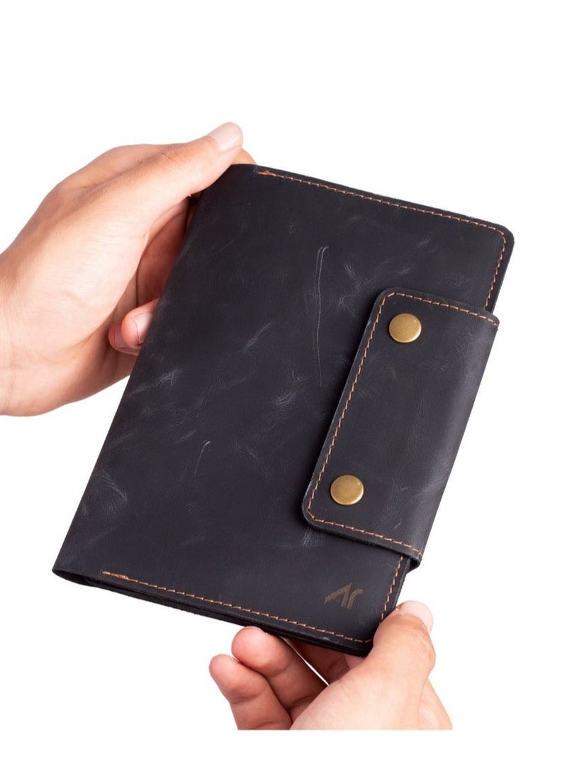 ايه ار سابلاي Ar Passport Wallet من Arij Bags | محفظة سفر جلد طبيعي، جيب باسبور، أماكن للكروت والتذاكر (أسود) - Image 2