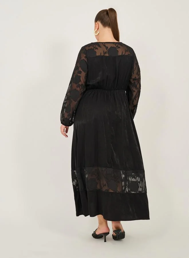 Styli Floral Lace Midi Dress