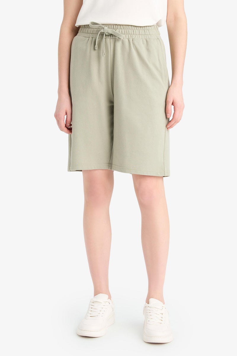 DeFacto Woman Regular Fit Normal Waist Straight Leg Bermuda Shorts - Image 1