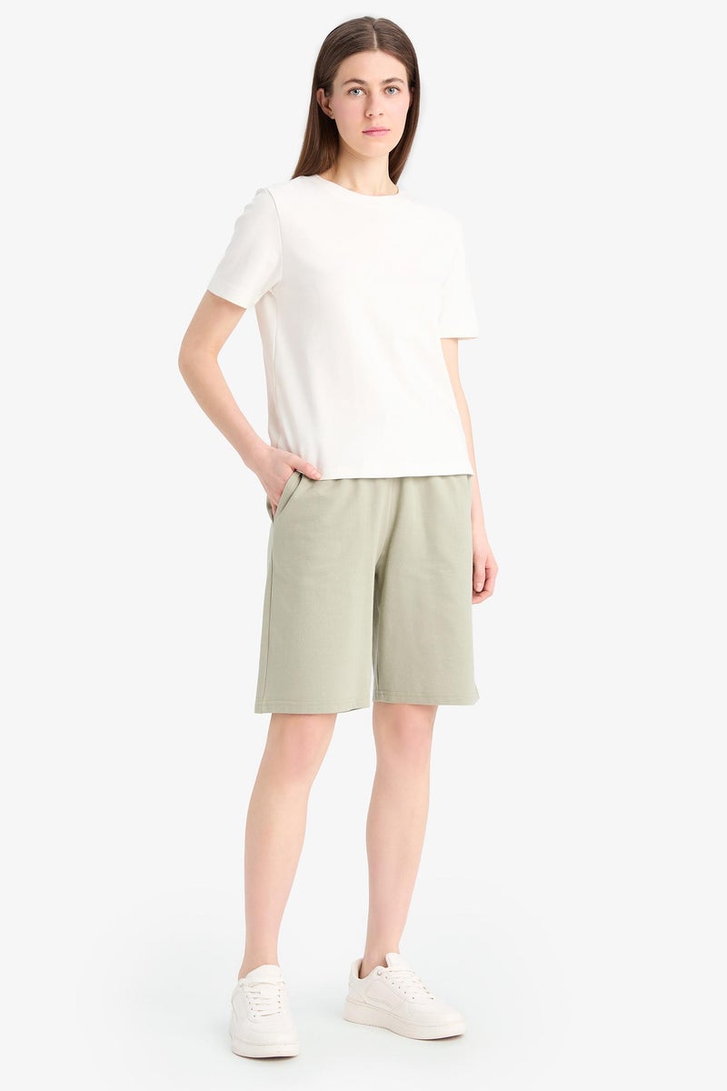 DeFacto Woman Regular Fit Normal Waist Straight Leg Bermuda Shorts - Image 2