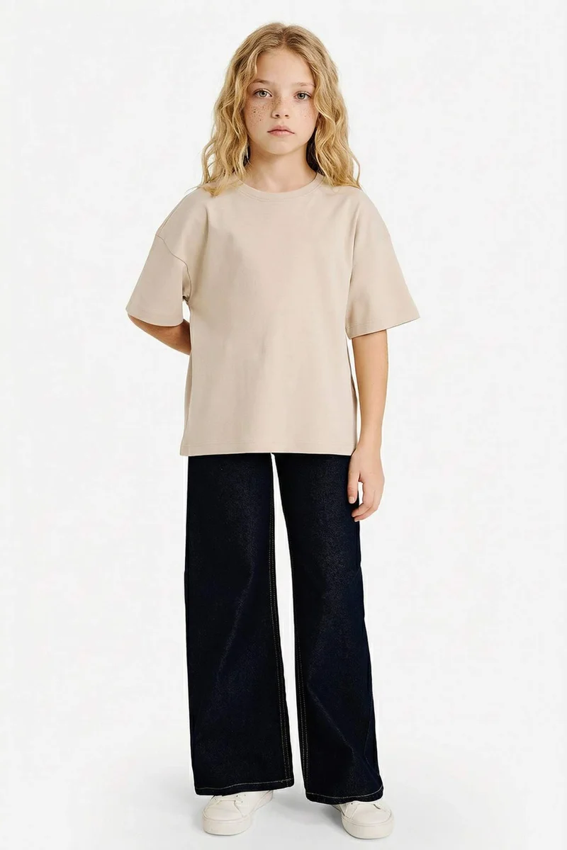 ديفاكتو Girl Oversize Fit Crew Neck Short Sleeve T-Shirt