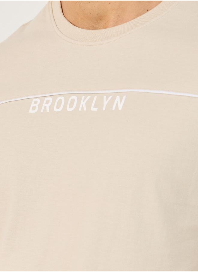 Styli Slogan Print Crew Neck T-Shirt and Shorts Pyjama Set  - Image 3