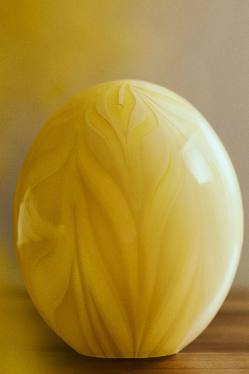 اتش اند ام منحوتة زجاجية كبيرة