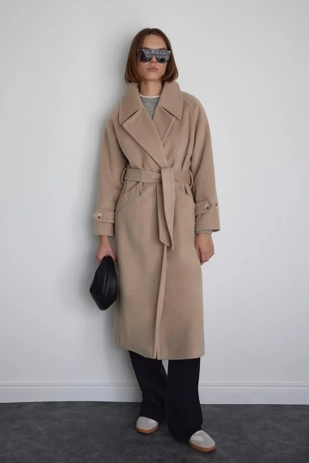 Suud Collection Saud Collection Beige Wide Collar Cashmere Coat