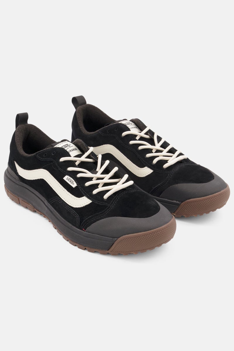 VANS حذاء كاجوال برباط للرجال من Ultrarange Exo، أسود/أبيض فاتح - Image 1