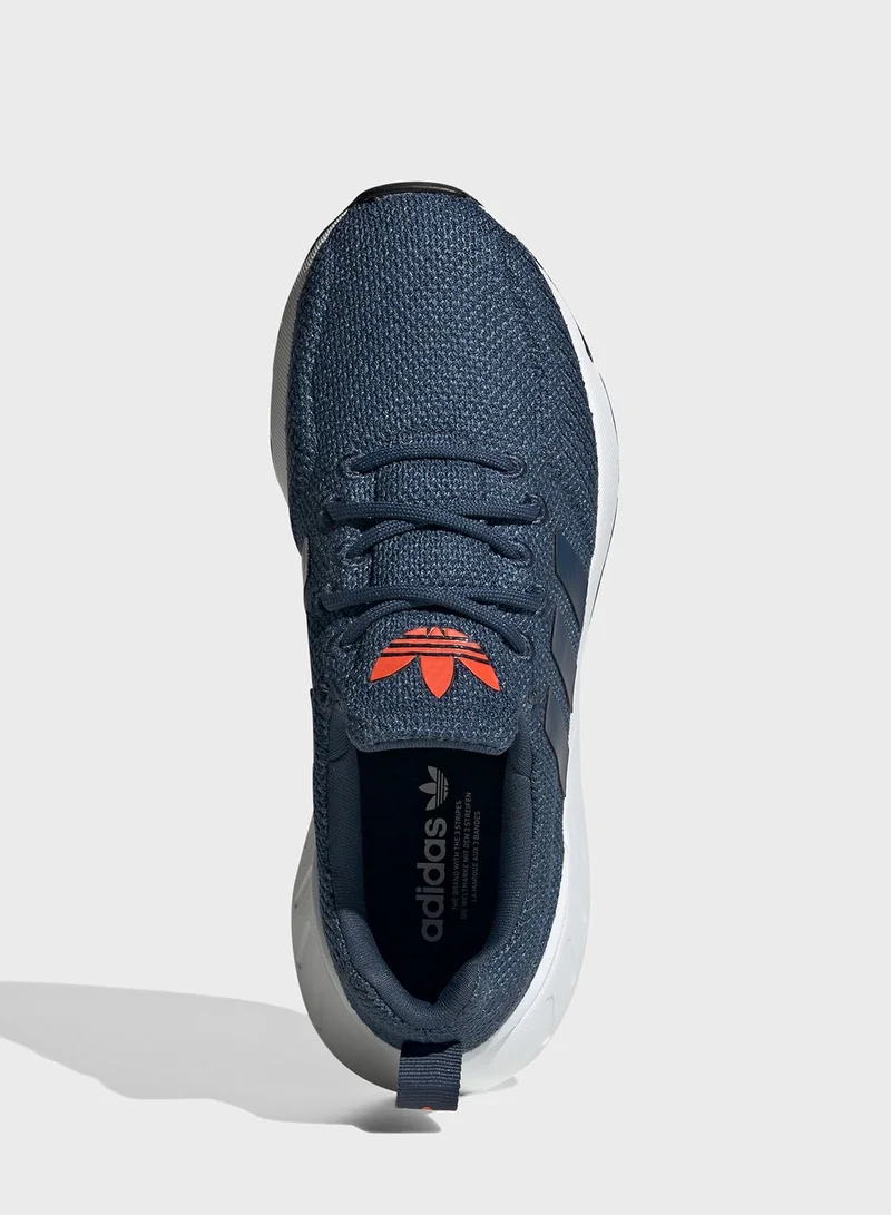 Adidas Youth Swift Run 22