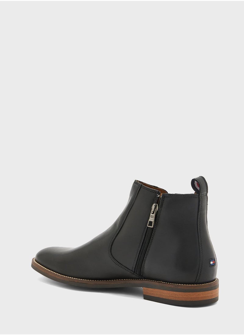 TOMMY HILFIGER - Casual Chelsea Boots - Image 1