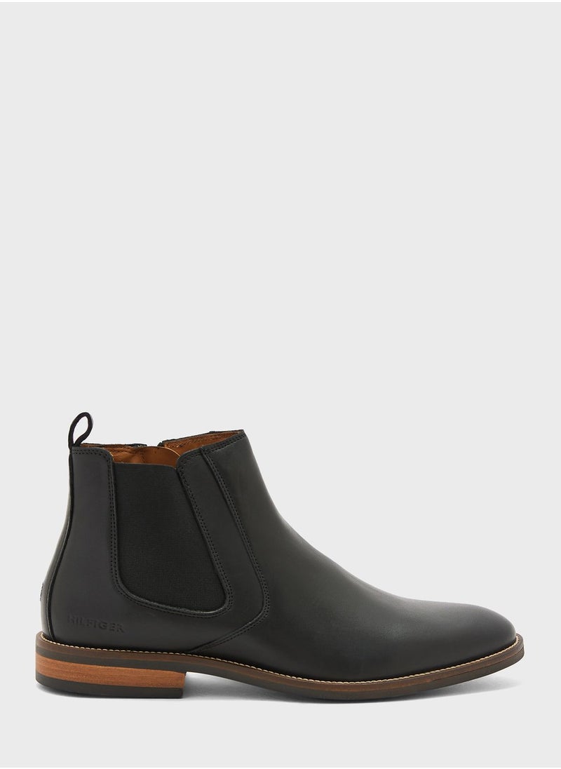 TOMMY HILFIGER - Casual Chelsea Boots - Image 1