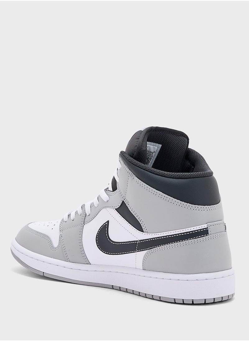 Nike - Air Jordan 1 Mid - Image 1