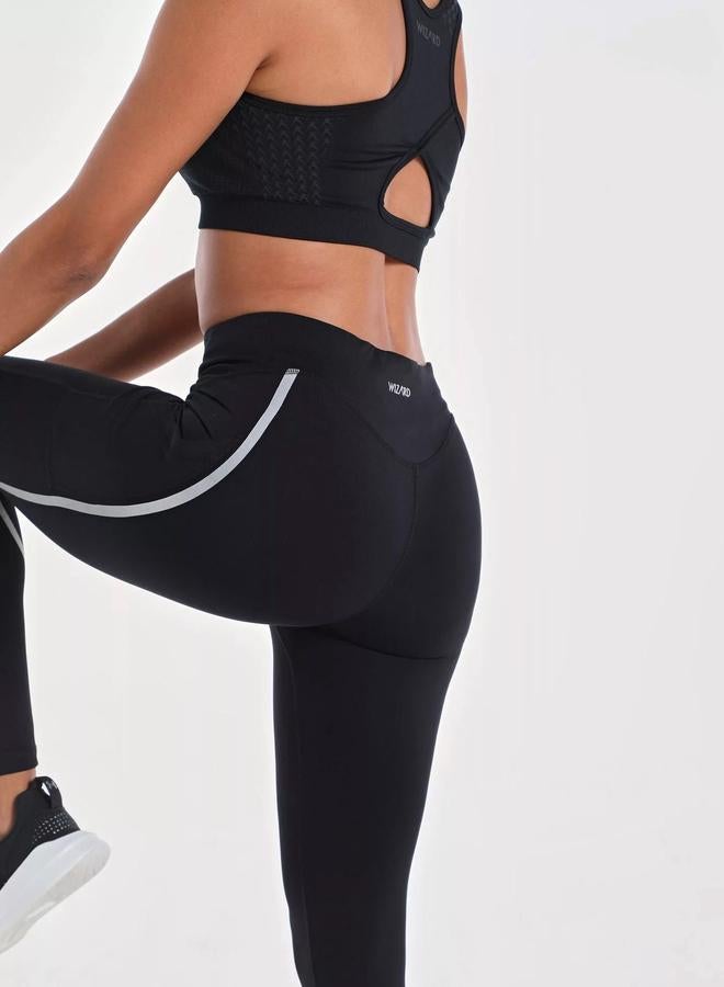 Wizard Women Black Vent Racy Solid Leggings with Exposed Seam - Image 5