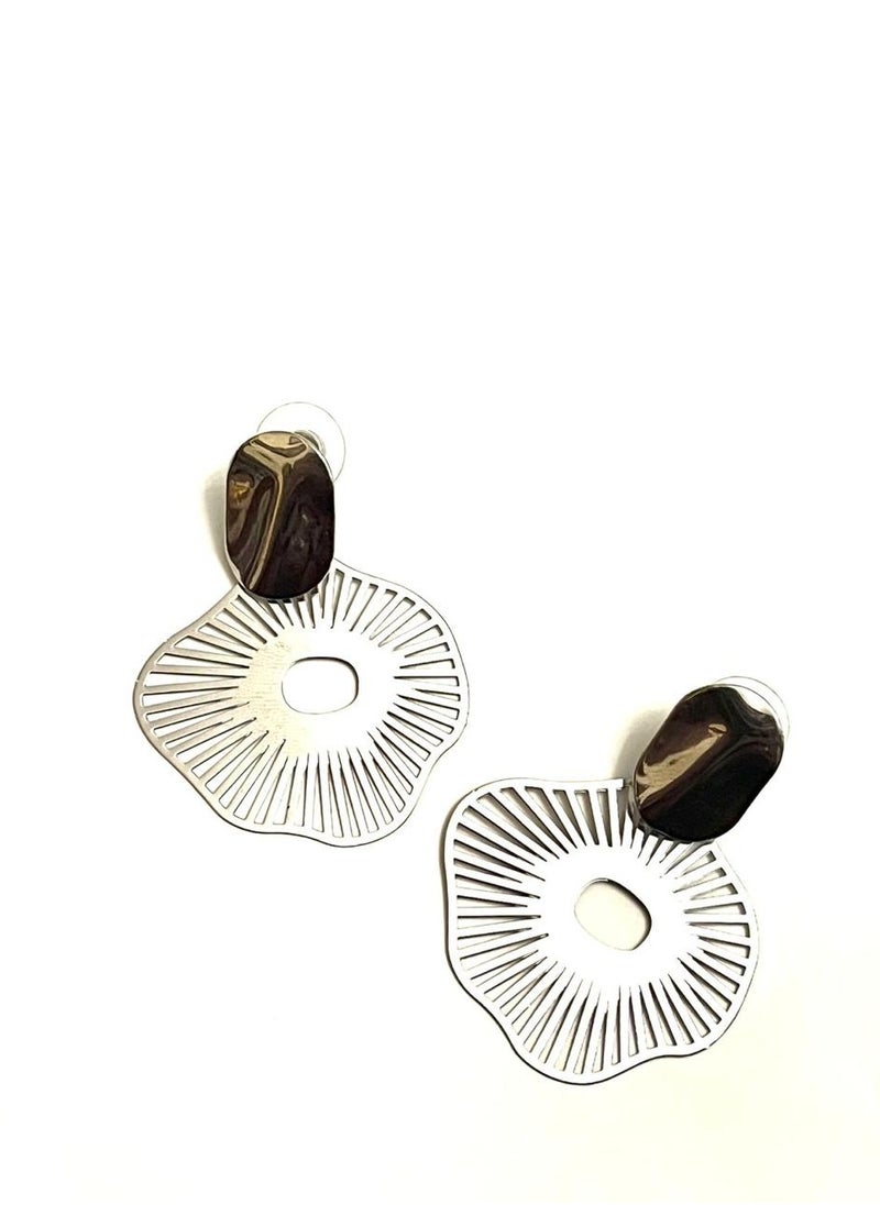Trio Earrings - Concentrated lines earrings - Image 1