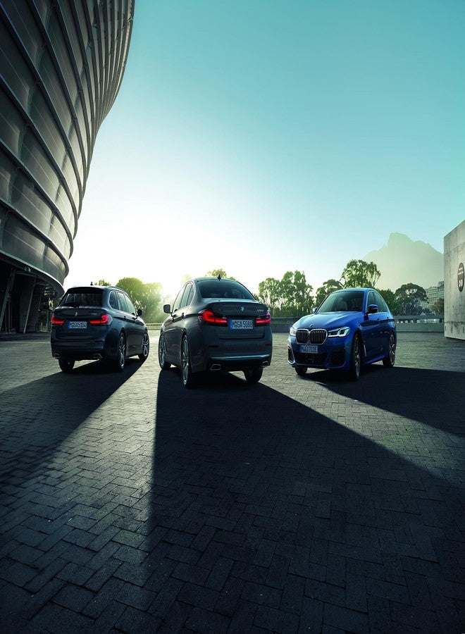 بي إم دبليو شعار BMW الأصلي الدائري للصندوق الخلفي/غطاء صندوق السيارة 51147157696 - Image 5