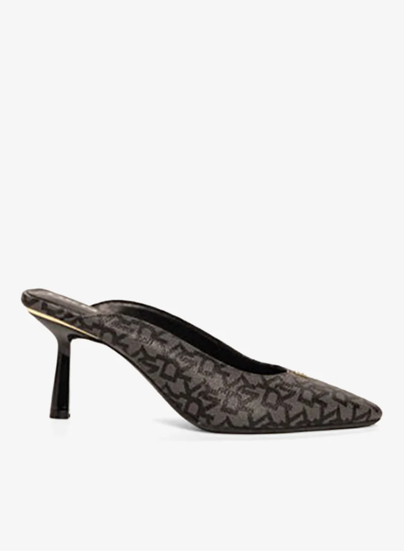 Netta High Pumps