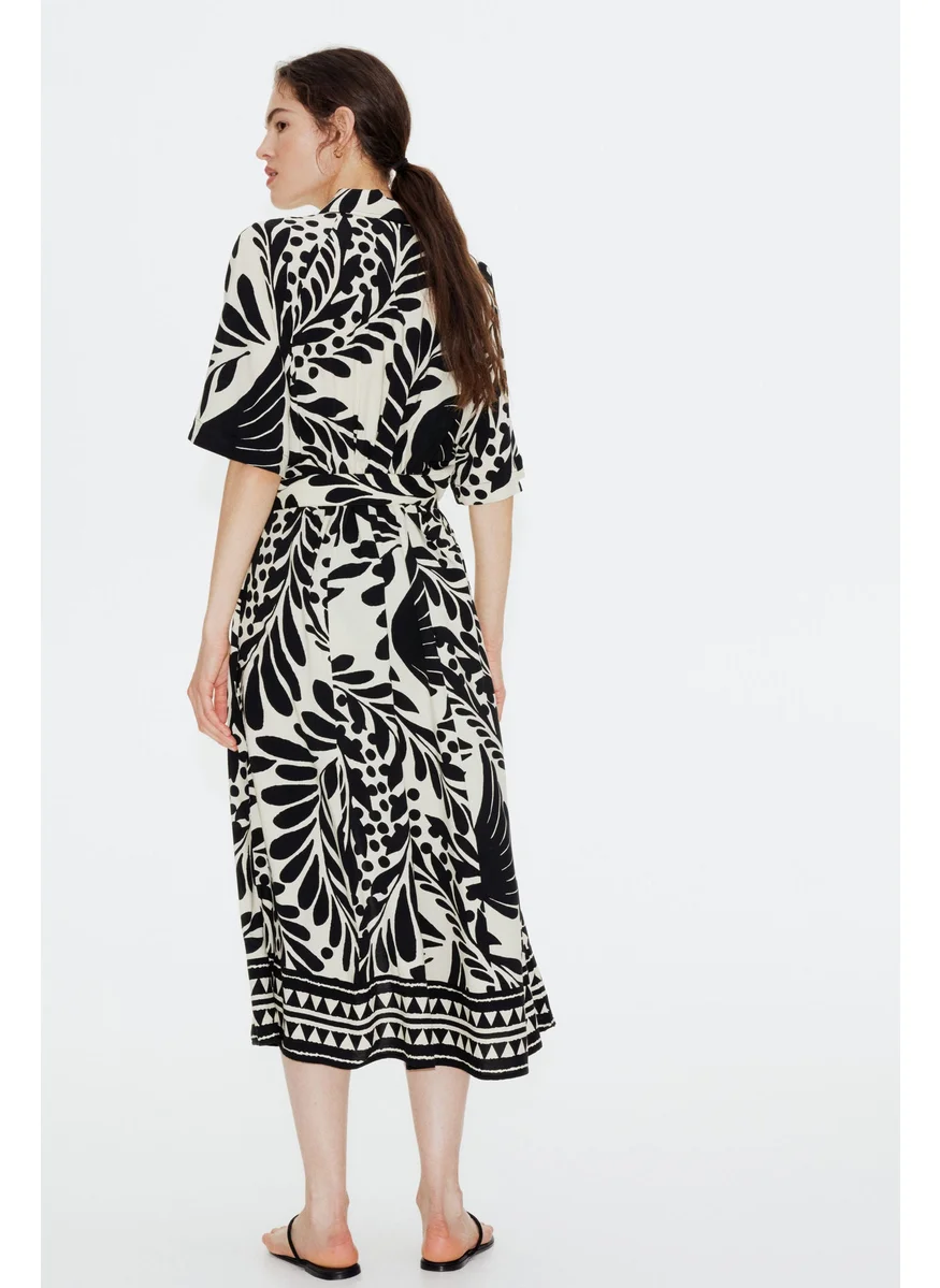 اتش اند ام Tie-Belt Shirt Dress
