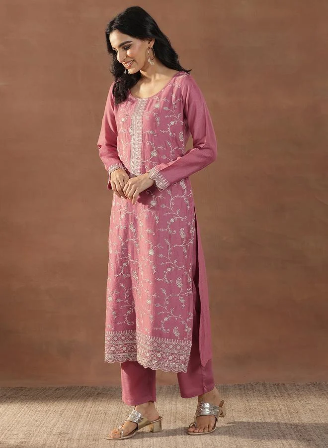 لباس Printed Silk Blend Straight Kurta, Trousers And Dupatta Set