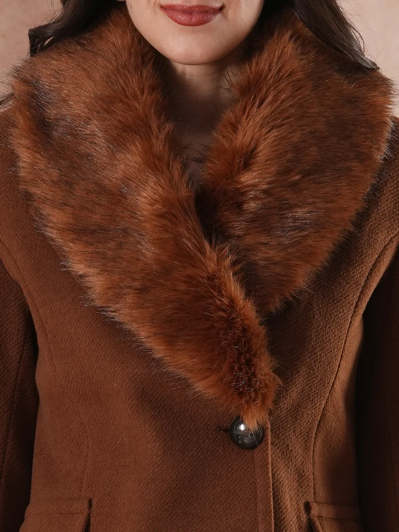 globus Women Single-Breasted Faux Fur Trim Tailored Fit Winter Wear Overcoat