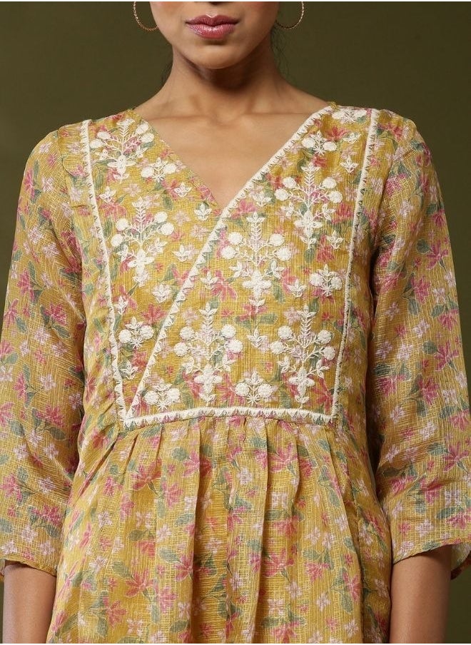 Abhishti Floral printed yoke embroidered kurta set-yellow  - Image 2