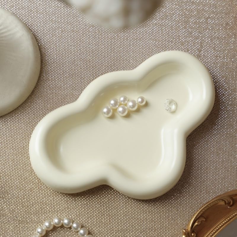 Lynagert Cloud Trinket Dish, Chubby Jewelry Tray, Ceramic Jewelry Ring Trinket Dish for Rings Earrings Necklace Organizer, Mother's Day Thanksgiving Christmas Birthday Bridesmaid Gifts (CrÃ¨me) - Image 5