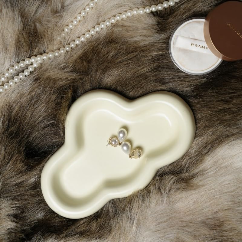 Lynagert Cloud Trinket Dish, Chubby Jewelry Tray, Ceramic Jewelry Ring Trinket Dish for Rings Earrings Necklace Organizer, Mother's Day Thanksgiving Christmas Birthday Bridesmaid Gifts (CrÃ¨me) - Image 2