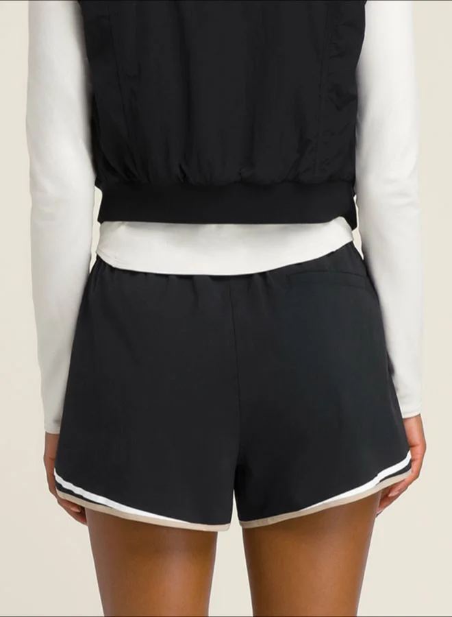 Wilson  Spring Ellyn Short  | Best Price UAE