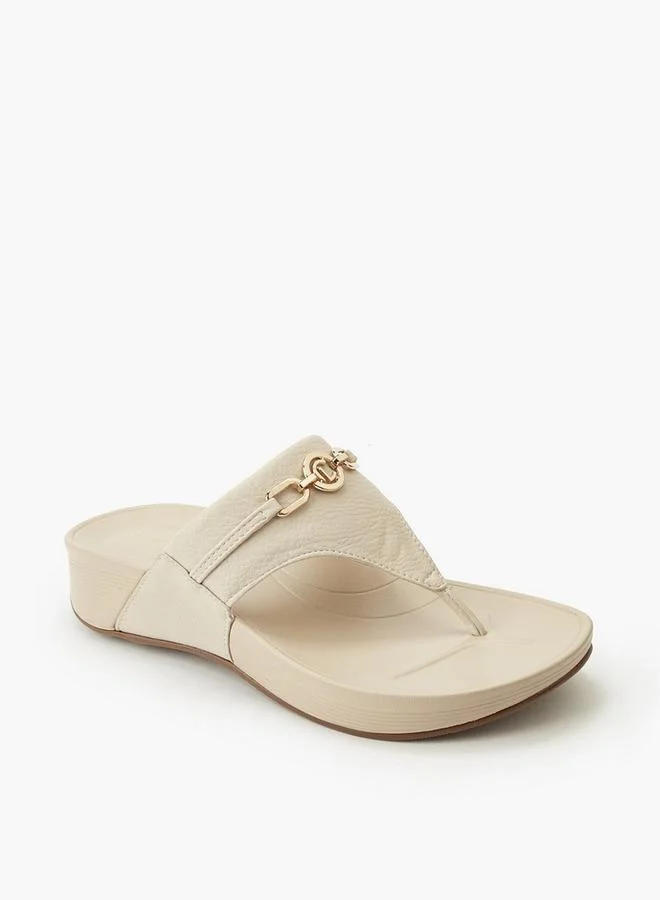 لو كونفورت Women Chain Detail Thong Sandals