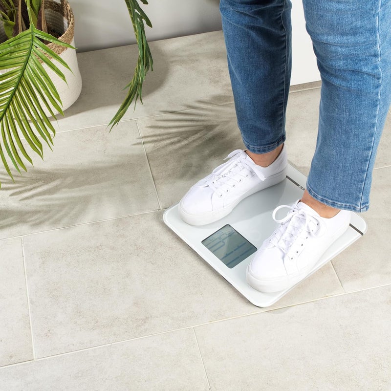Salter Max Digital Bathroom Scale Supersize LCD Display 250 kg Capacity Large Platform Easy Read Carpet Feet Batteries Included Kglbs Instant Readings Weight Measurements White - Image 4
