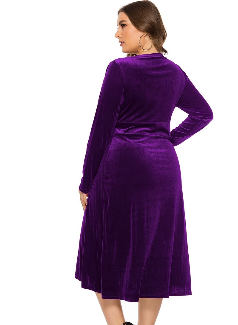 Loquat Women's Autumn V-Neck Long Sleeved Gold Velvet Dress  - Image 2