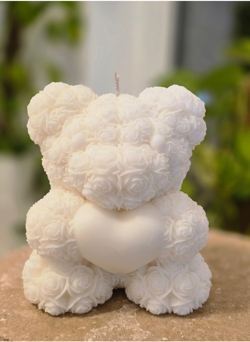 Celia Lifestyle Large Bear Holding heart Candle 