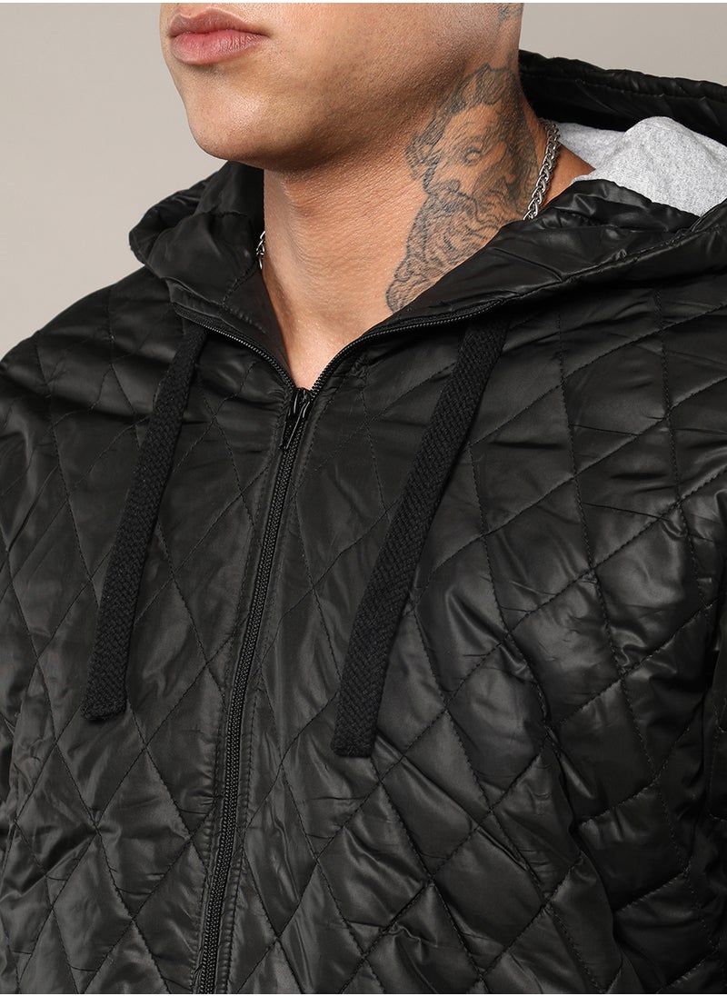 كامبوس سوترا - Men's Black Quilted Puffer Jacket With Zip-Closure - Image 1