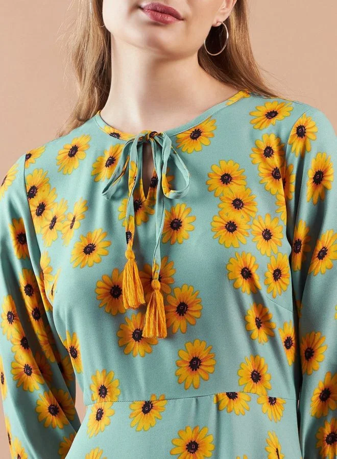 Freehand Women Regular Fit Floral Printed Round Neck Three-Quarter Sleeve Shift Dress