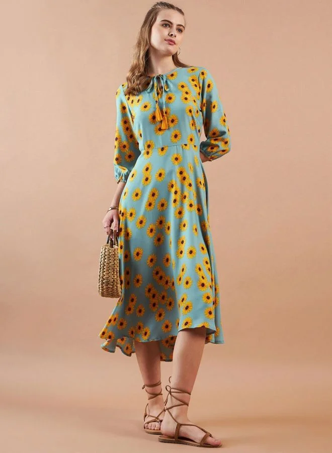 Freehand Women Regular Fit Floral Printed Round Neck Three-Quarter Sleeve Shift Dress