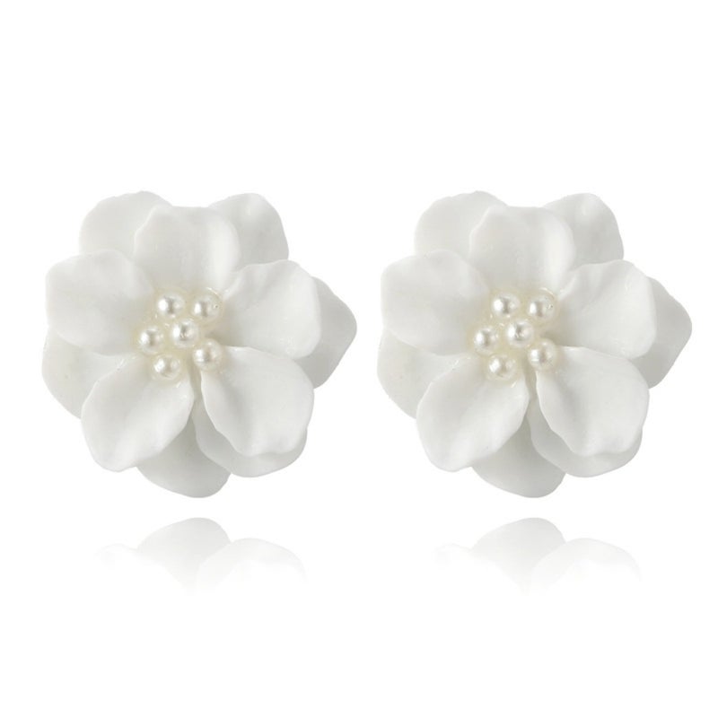 Korean simple and all-matching exaggerated camellia earrings temperament fresh three-dimensional white flower pearl earrings Korean  style - Image 5