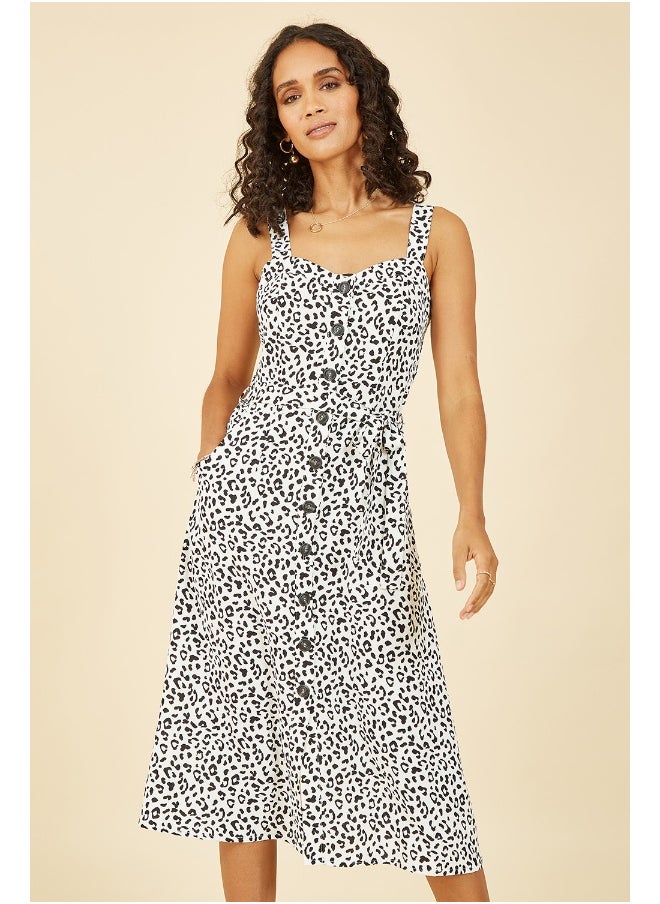 Yumi Spotted Button-Front Dress  - Image 3