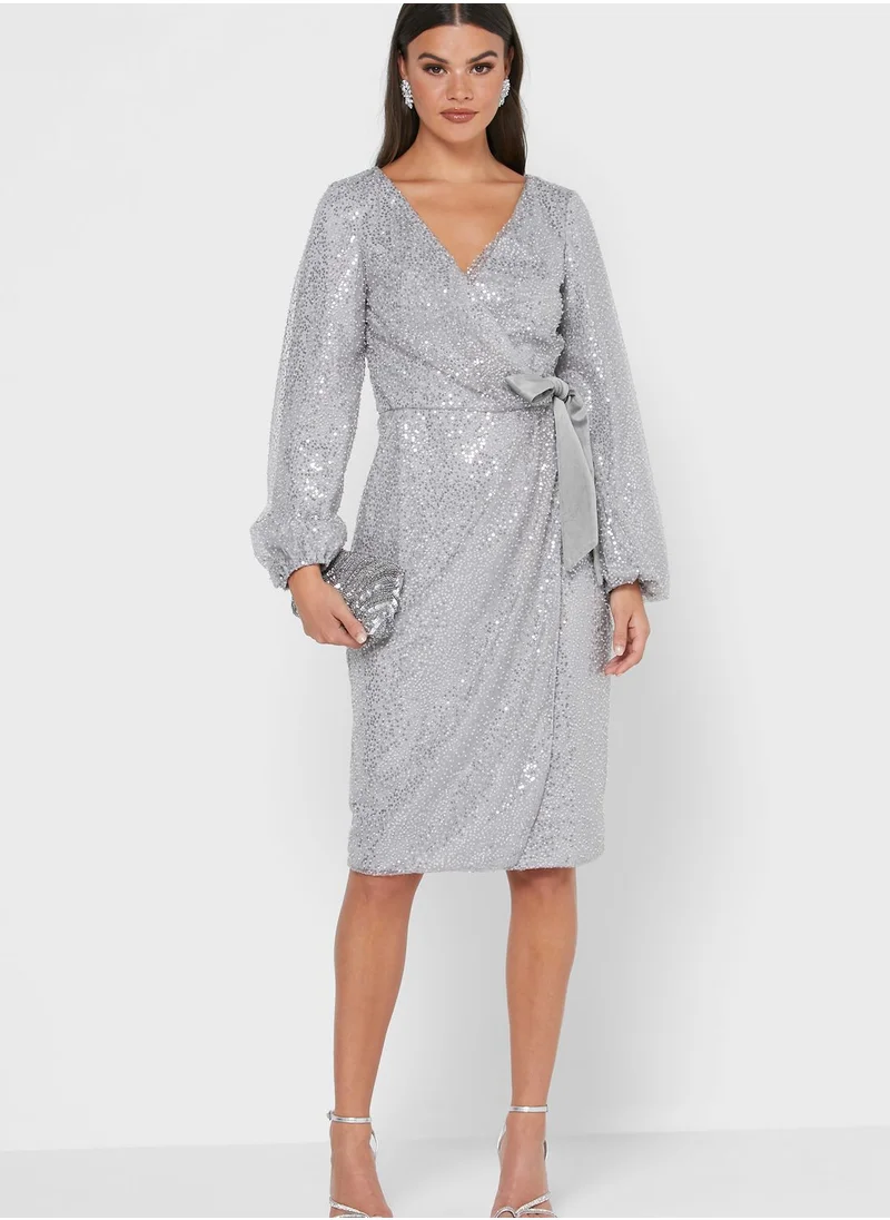 Chi-Chi London Merl Front Twisted Shift Dress