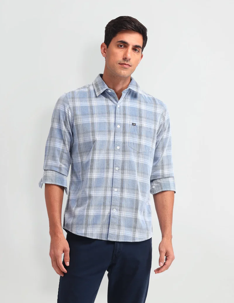 Arrow Midscale Checked Manhattan Slim Fit Shirt
