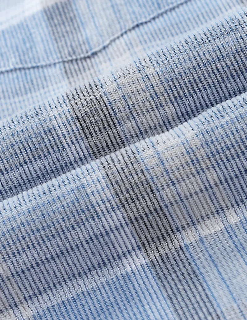 Arrow Midscale Checked Manhattan Slim Fit Shirt
