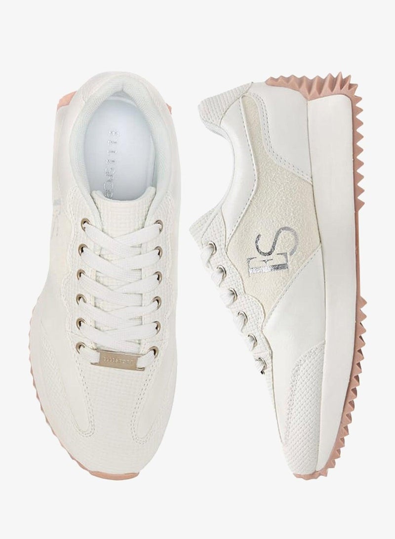 ايل سنيكرز نسائي بتفاصيل شعار وإغلاق برباط - Image 3