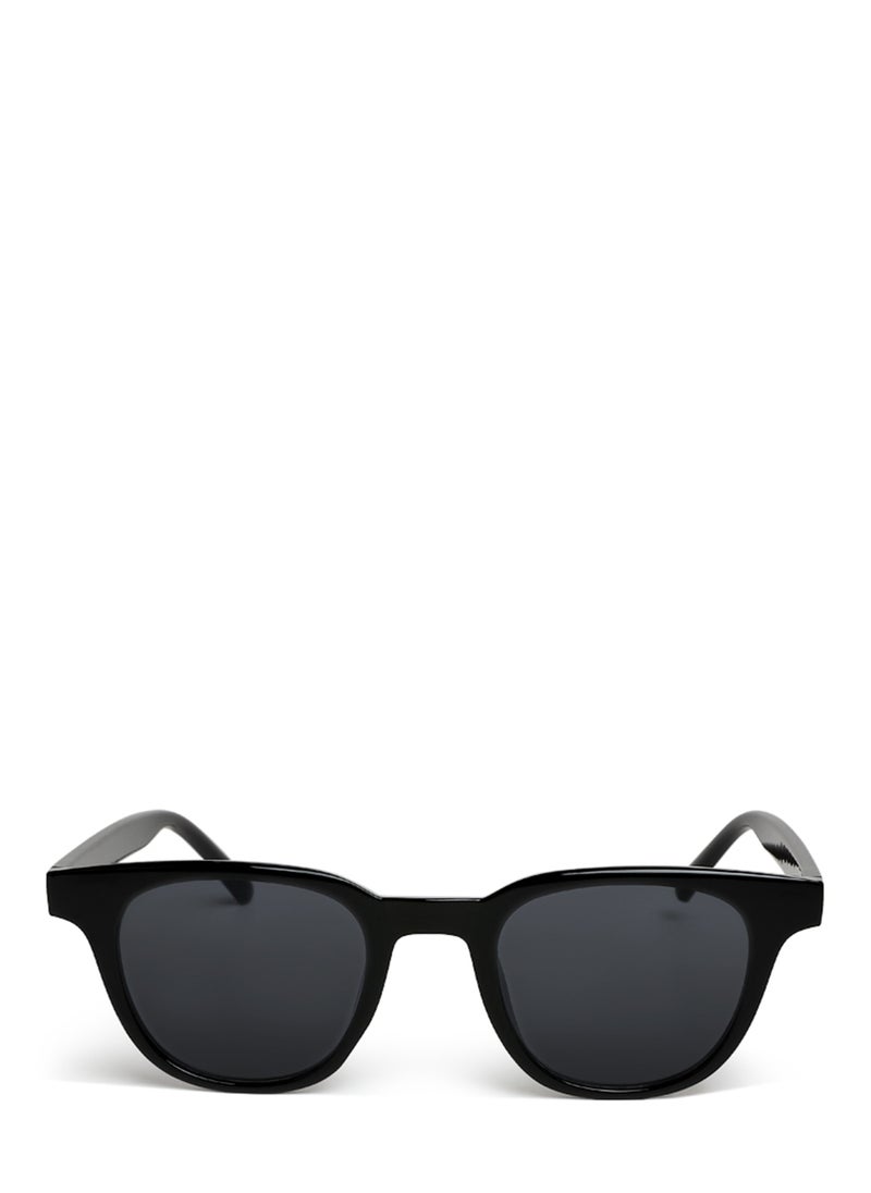London Rag - Square Cut Wayfarer Sunglasses in Black - Image 1