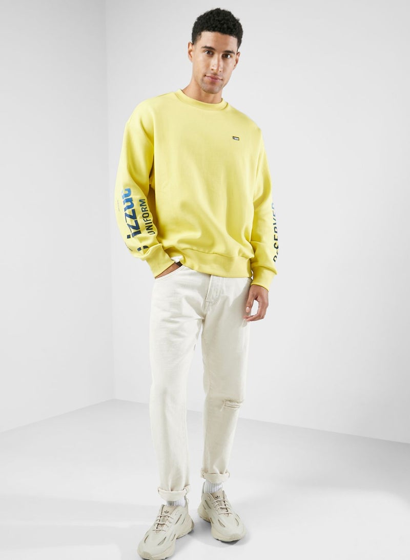 إيسو سويت شيرت بتطريز كتابة - Image 4