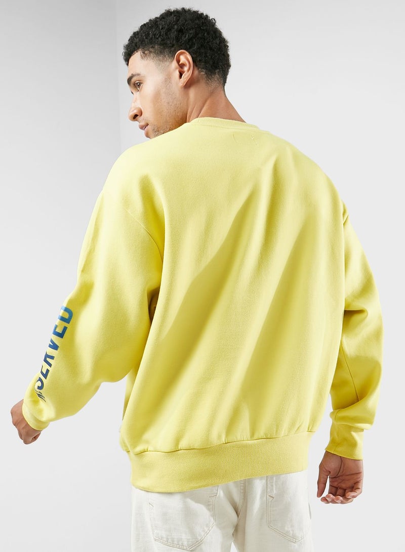 إيسو سويت شيرت بتطريز كتابة - Image 2