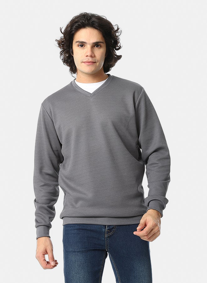 Red Circle V-Neck Fog Knitted Pullover - Image 1