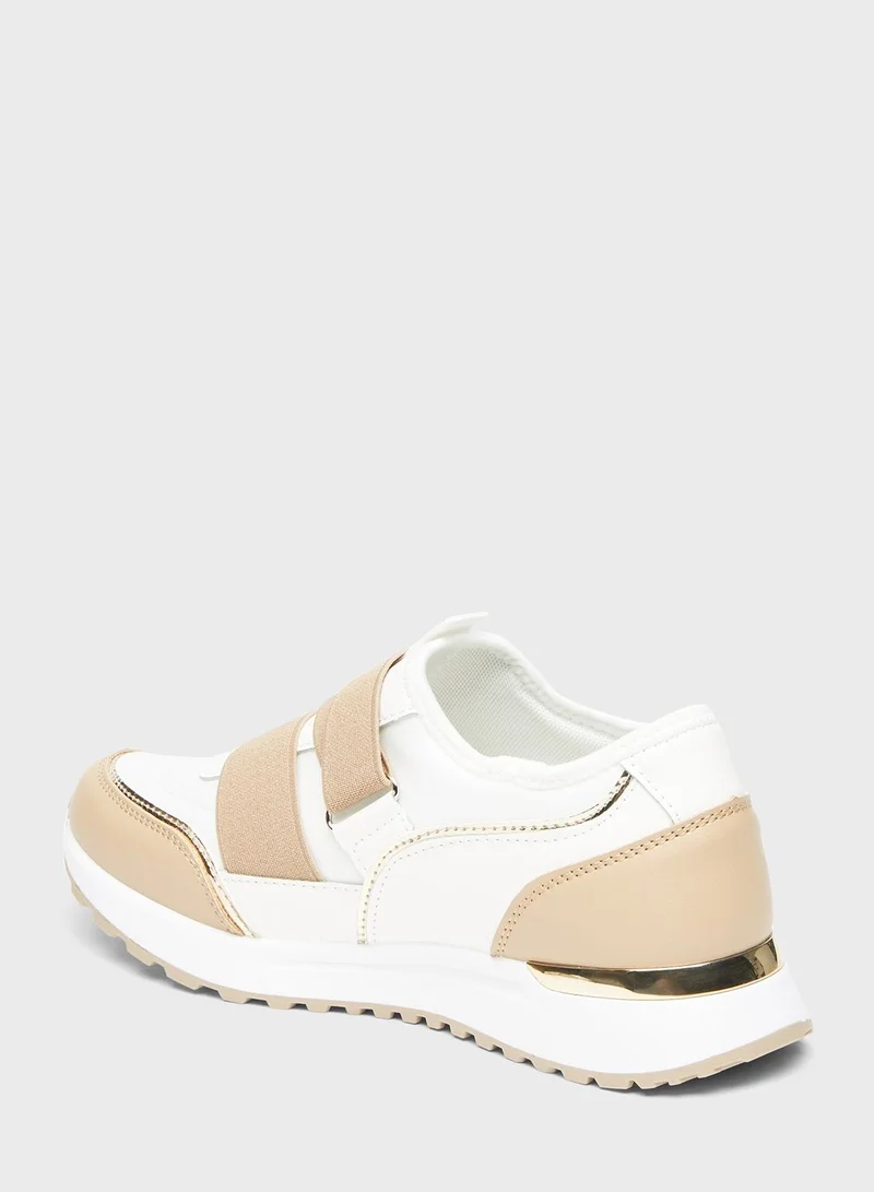 shoexpress Casual Shoes