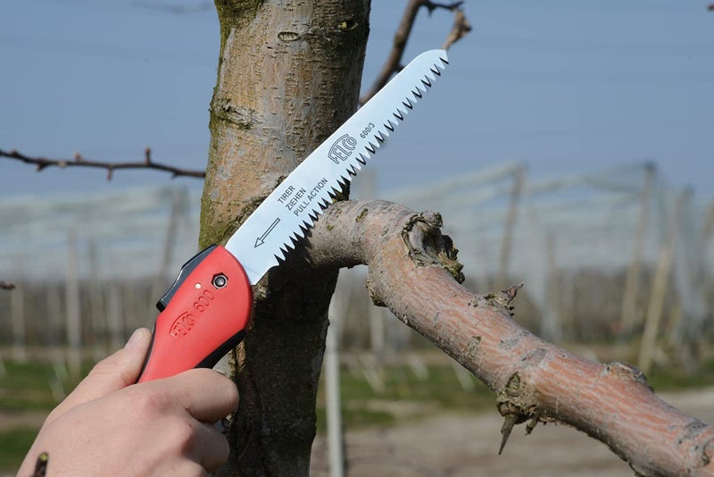 Felco Folding Saw (F 600) - Classic Tree Pruning Saw with Pull-Stroke Action, Red - Image 5