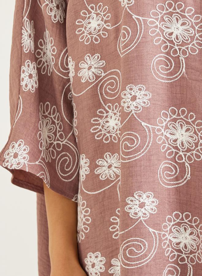 Amirah Women Brown Embroidered Batwing Sleeve Abaya - Image 3